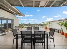 Zen Marina Rooftop with Huge Balcony - BBQ - Sunsets