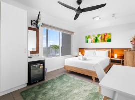 Zen Marina Studio: bayview - shared pool - central, hotell sihtkohas Larrakeyah