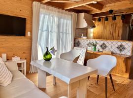 AMANA villa UTO, viešbutis mieste Uto