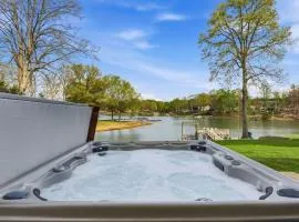 Kool Breeze by AvantStay Boat Ramp Hot Tub