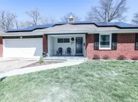 Full 3BR 2BA Ground Floor Suite Private Entrance