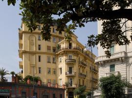 Pinto-Storey Hotel, hotel em Chiaia, Nápoles