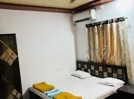 YR'S Nature Farmhouse