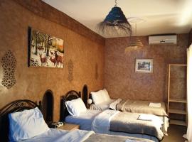 Zenaga में, होटल Riad IZRAREN - FIGUIG