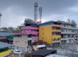 AR Homestay, hotel a Vālpārai