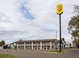 Super 8 by Wyndham Ellenton Bradenton Area