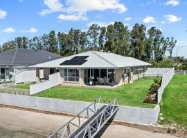 Yamba Waters -LJHooker Yamba