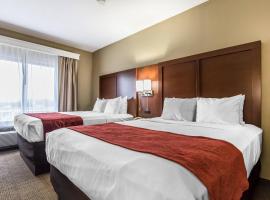 Comfort Suites Effingham Central: Effingham şehrinde bir otel