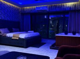 Hotel Namaste With Jacuzzi I Best For Couples and Corporate I Noida, hotel a Noida