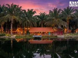 StayVista at Nomad's Nook with Lawn, River View