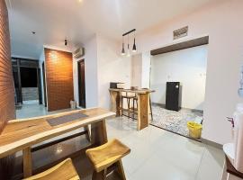 Kejayan में, होटल Woody Apartment 2BR in Sejahtera Apartment Yogyakarta