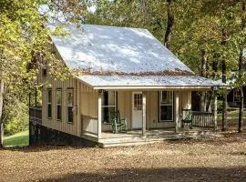 Peaceful Waterfront Cabin with Private Pond Near Zwolle, Louisiana