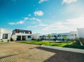 Nook Villas, hotel u gradu Bagamojo