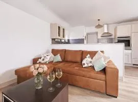 Séjour paisible, terrasse et charme rustique