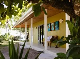 Fare Teiti Beach Bungalow