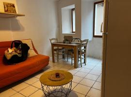 T1 bis La Canourgue 48500, hotel a La Canourgue