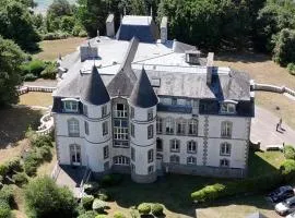 Studio classé 2 étoiles au Château de LOCQUERAN