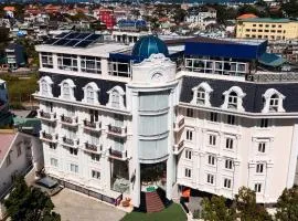 Nature Hotel - Pham Hong Thai