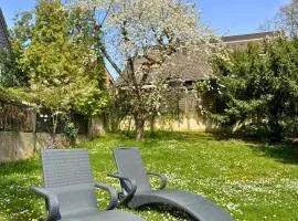 Haus mit Garten und Privater Garage
