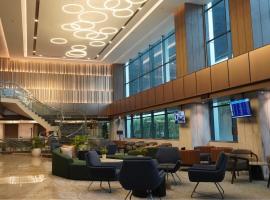 Grand Anara Airport Hotel, hotel in Tangerang