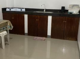 Cherrys Apartment, hotel a Argao