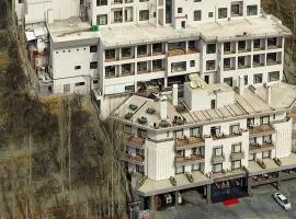 Best Western Premier Hotel Karim Abad Hunza