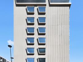 Hotel SB Win 4 Sup, Hotel in Sant Feliu de Llobregat