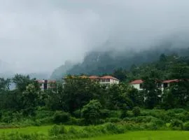 Holiday Maiyaan-Emerald club,Karjat