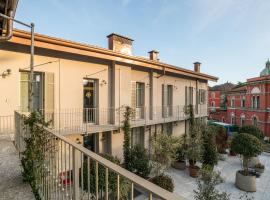 Le Dimore - Como City Center - Boutique apartments near Lake, Train and Bus Stations, hotel en Como