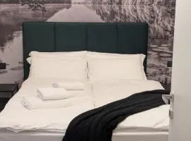 Alpine Lodge Green by Tss - Downtown, classy
