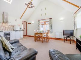 Hayloft - Uk49909, hotel v destinaci Blandford Forum