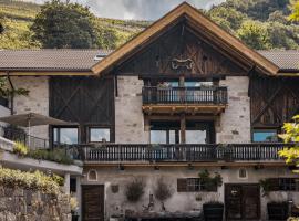 Bäcksteinerhof, Hotel in Meran