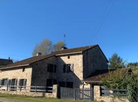Vacances au Lac de Saint-Pardoux, Hotel in Compreignac