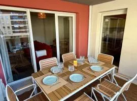 Modern 3-Bedroom Apartment for 7 with Terrace & Parking Beach 10min