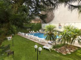 Foz Presidente Comfort Hotel, hotel v mestu Foz do Iguaçu