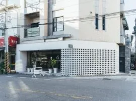 Coffee & drinks bnb 舞鶴茶園x公主咖啡