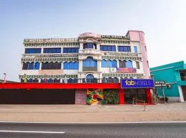 FabHotel Garden Tree