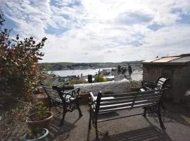 2 Bed in Appledore oc-gable