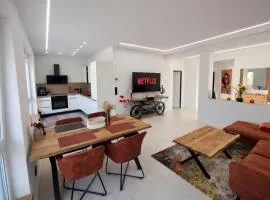 Moderne Ferienwohnung in Kleinheubach 24h Check in Fußbodenheizung Premium Ausstattung lichtdurchflutet privater Zugang Parkplatz