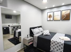 Micro casa 22m2 Localização estratégica Londrina, hotel i Londrina
