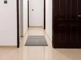 Lomé Guest