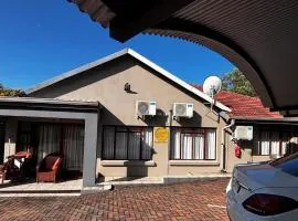 BoniM Guesthouse - aka Magisha Guesthouse