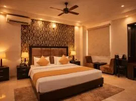 Hotel Atlantiis Suites Near Temple Varanasi