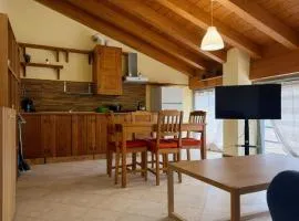 Appartamento rustico con travi a vista