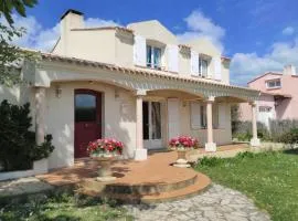 Grande villa à 5 min des plages- ménage inclus- 8 pers