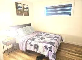 Snug 2 bedroom sleeps 5-Netflix