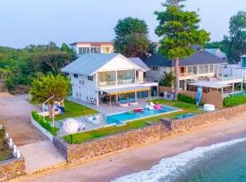Pailay Beachfront Villa Cha-Am