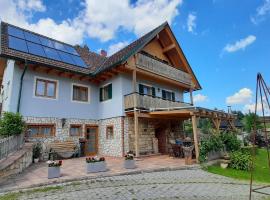 Ferienhaus Zotter, Hotel in Feldbach