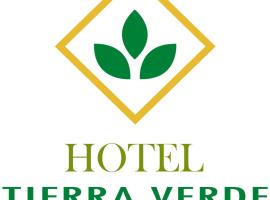 Hotel Tierra Verde – hotel w mieście Santo Domingo