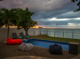 Bahari Villa Beachfront, Hotel in Port Louis